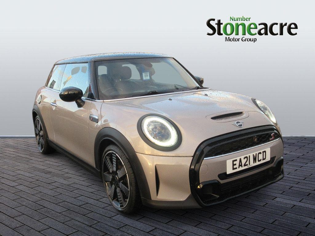 MINI Hatch Image 1