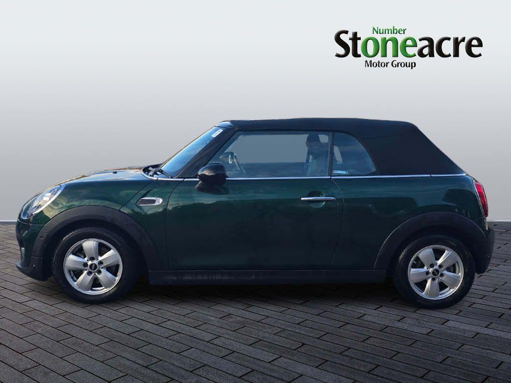 MINI Convertible Image 6