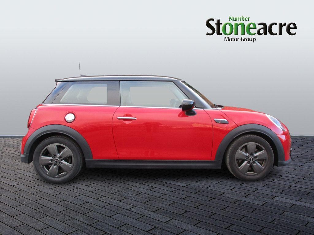 MINI Hatch Image 2