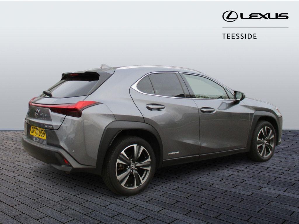 Lexus UX Self-Charging Hybrid Image 5