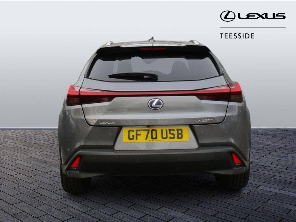 Lexus UX Self-Charging Hybrid Image 6