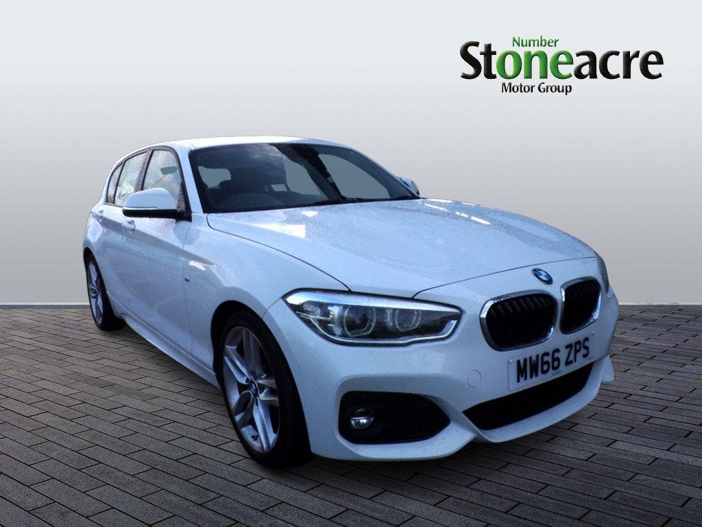 BMW 1 Series Image 1