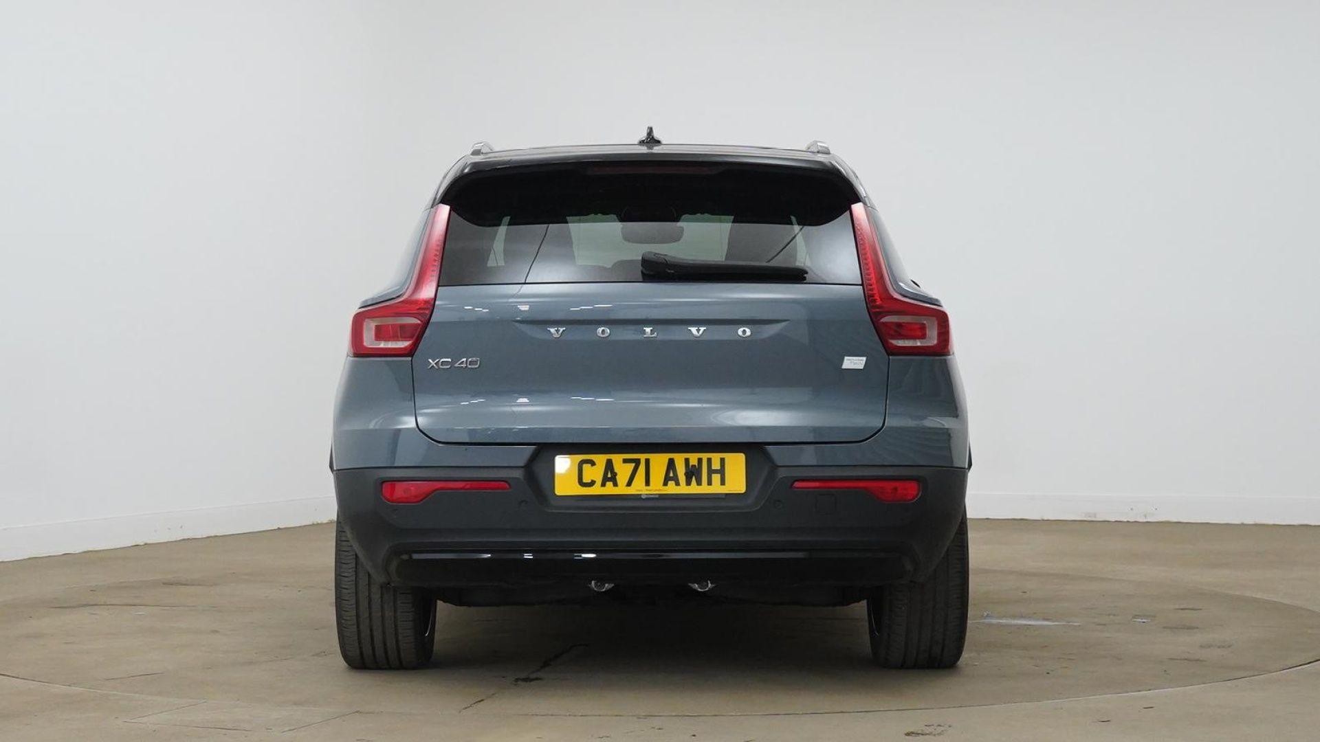 Volvo XC40 Recharge Electric Image 4