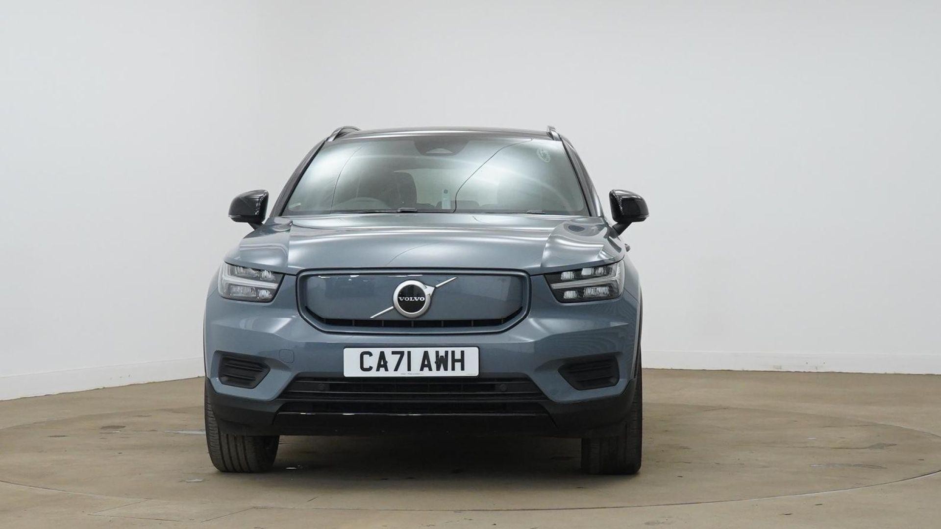 Volvo XC40 Recharge Electric Image 8