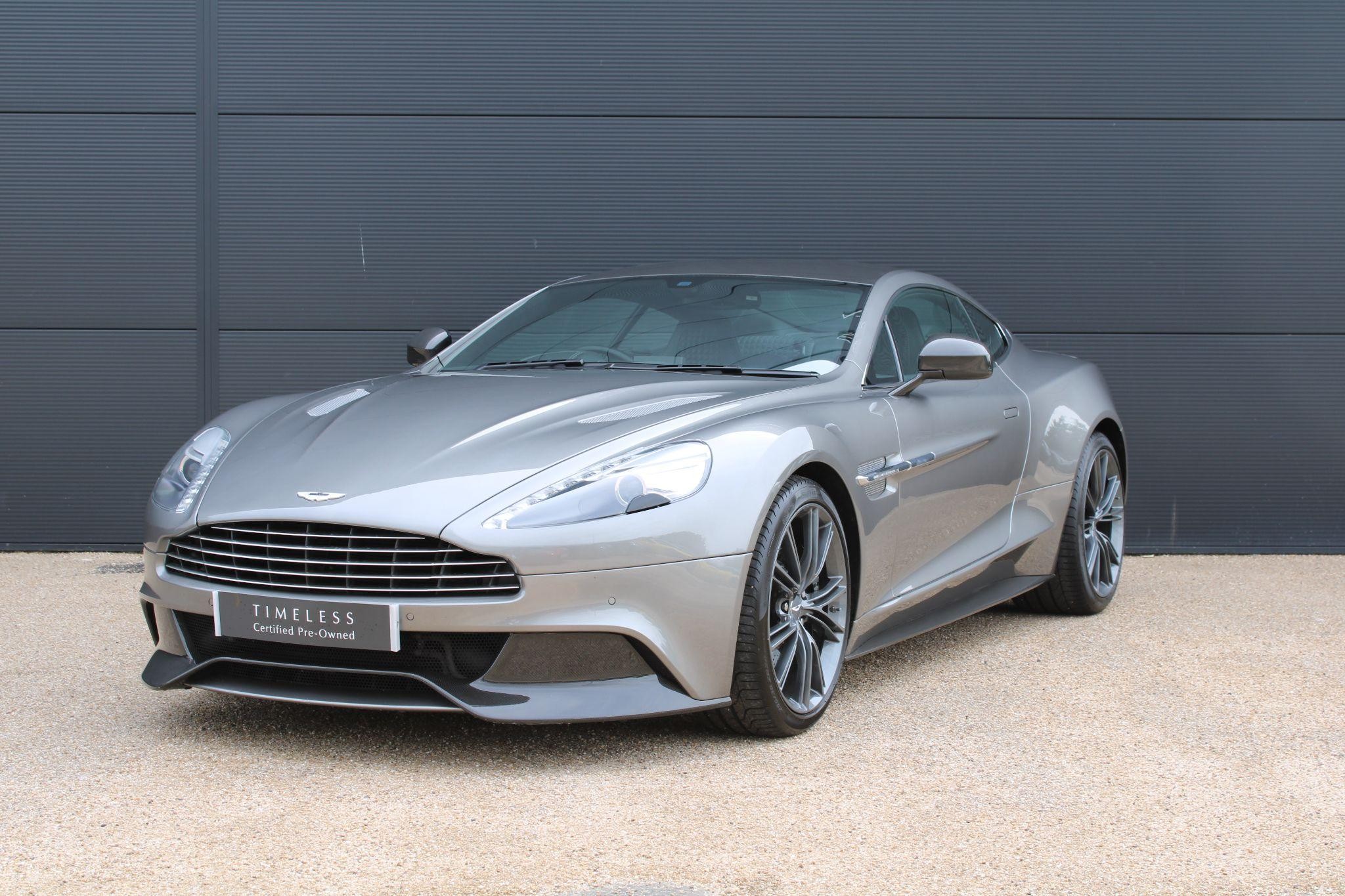 Aston Martin Vanquish Image 32