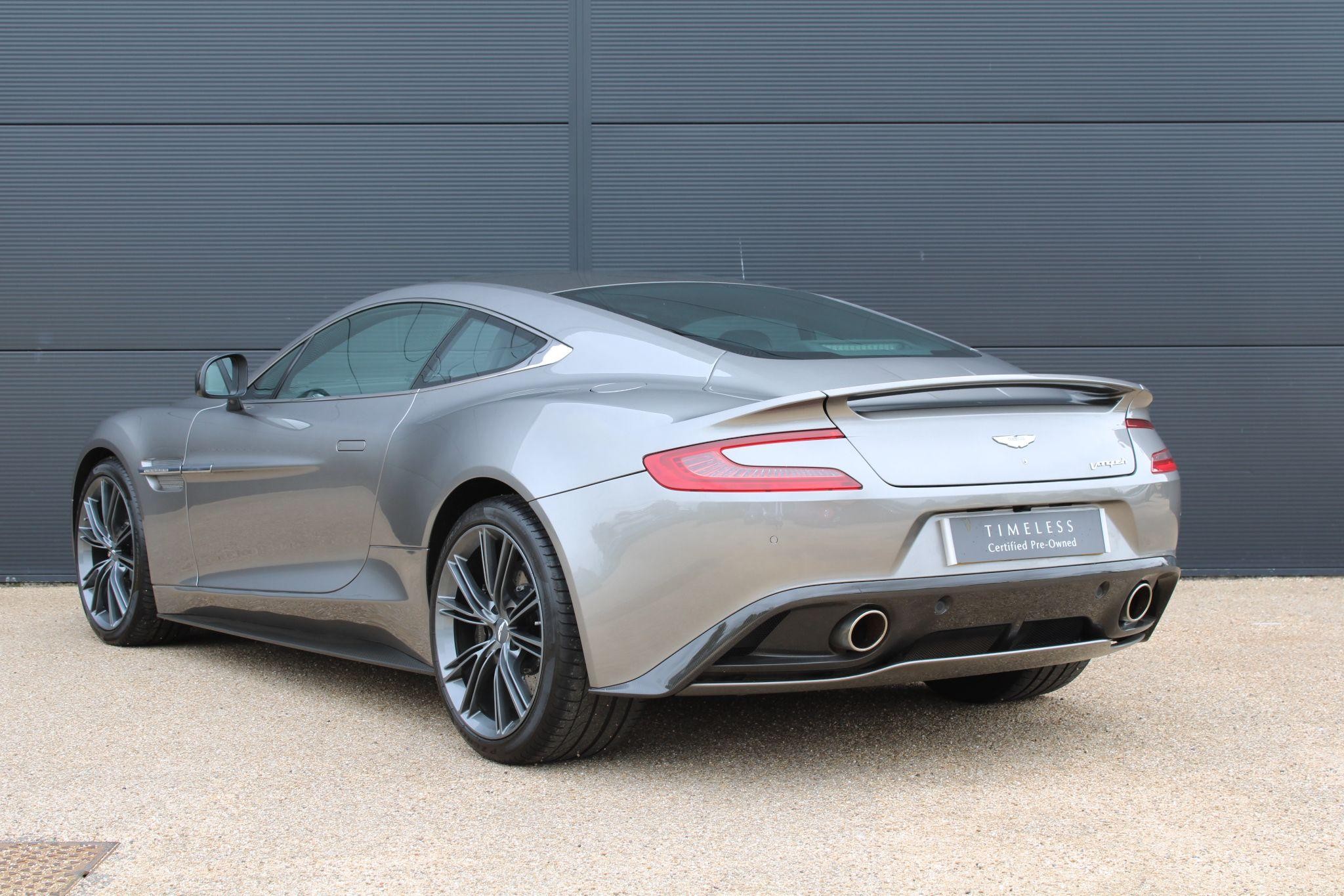 Aston Martin Vanquish Image 34