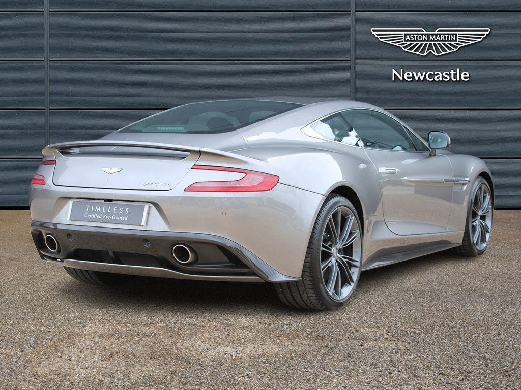 Aston Martin Vanquish Image 3