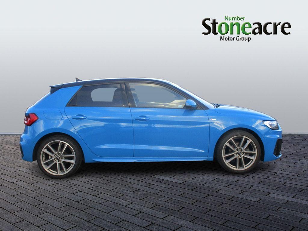 Audi A1 Image 2