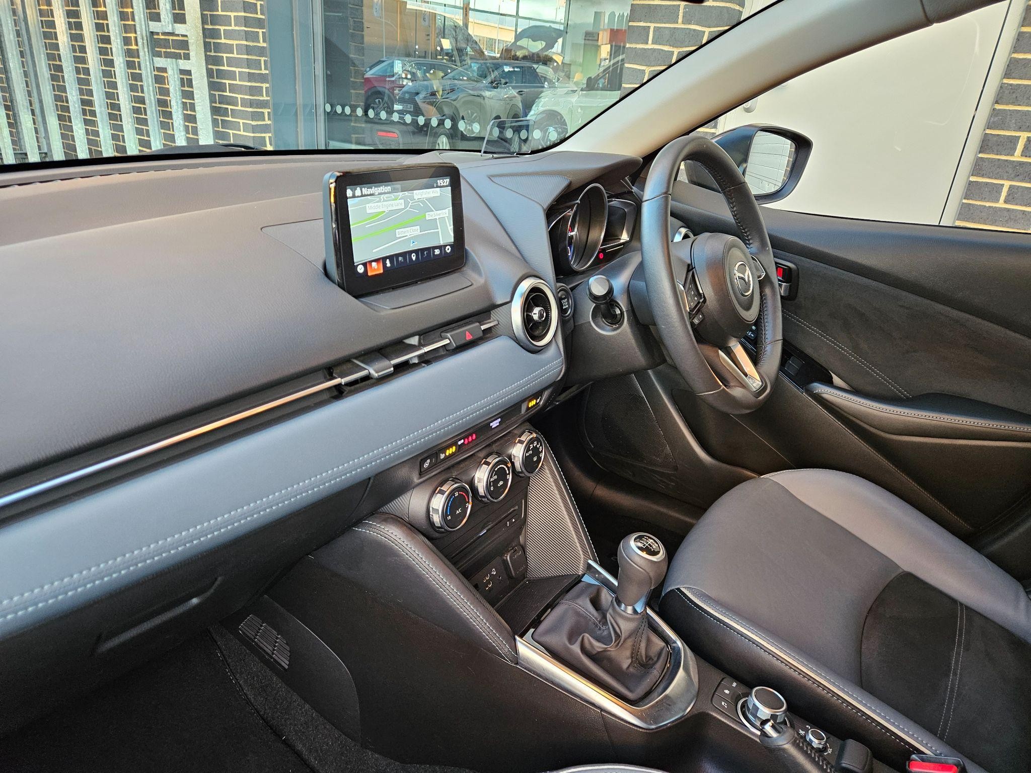 Mazda2 Image 13