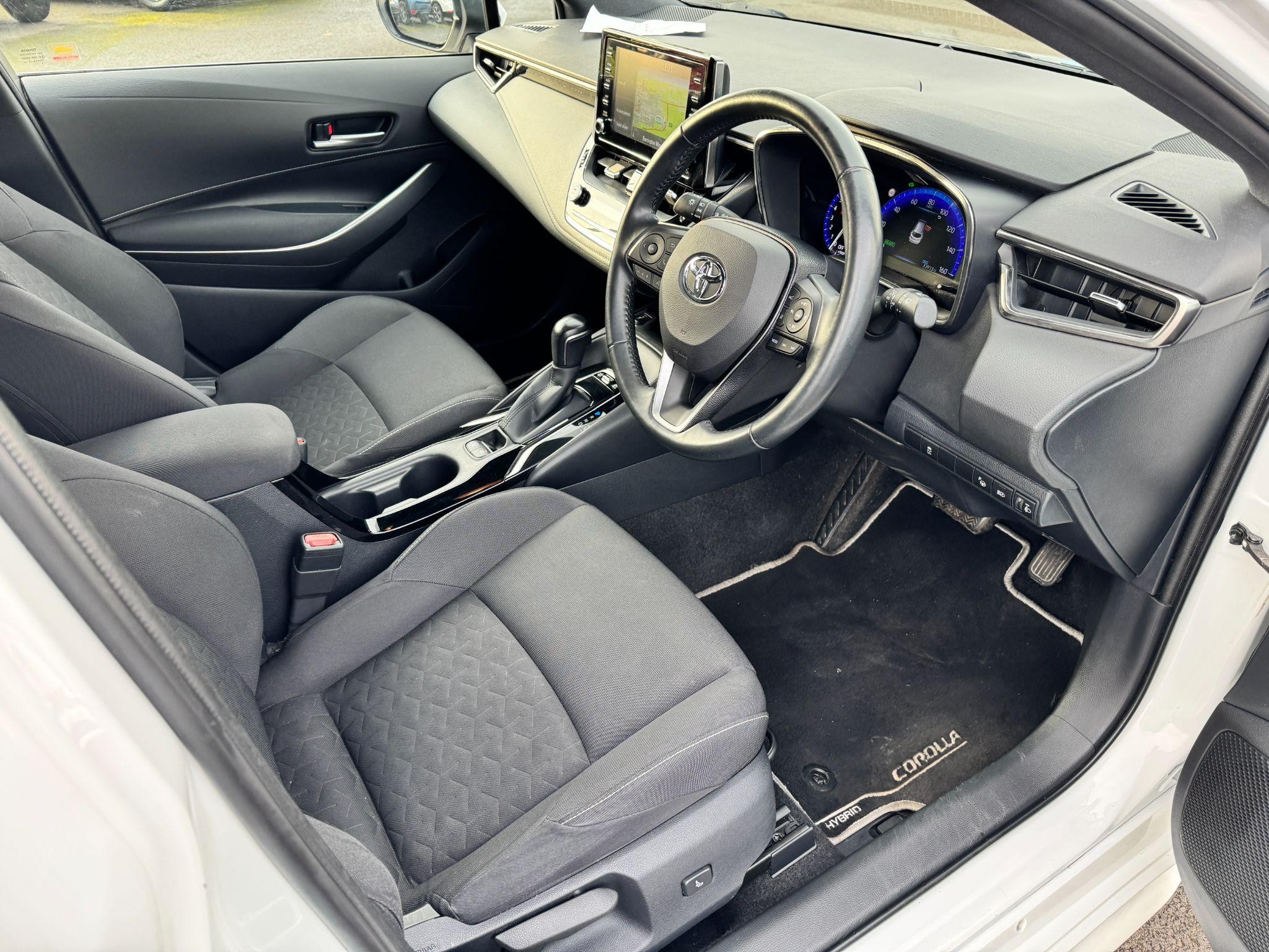 Toyota Corolla Image 13