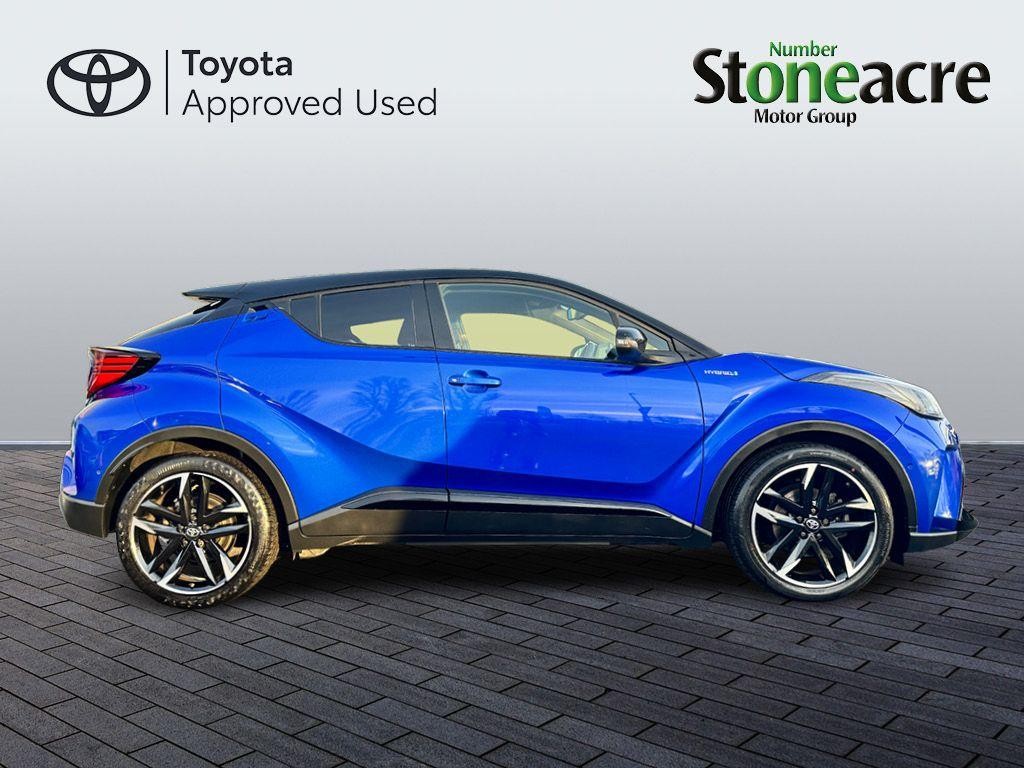 Toyota C-HR Image 4