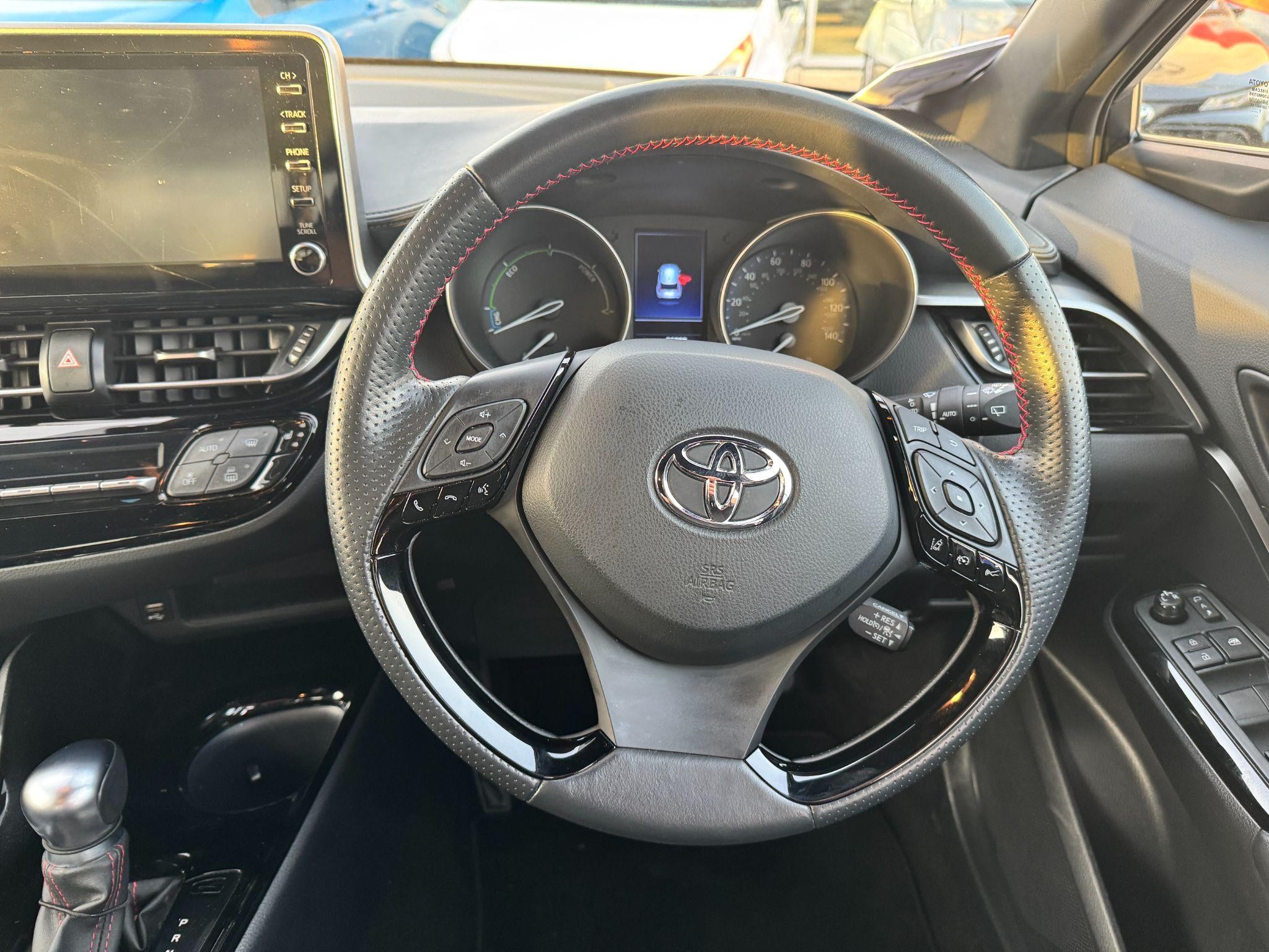 Toyota C-HR Image 19