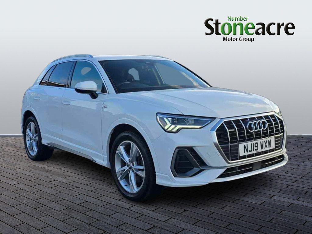 Audi Q3 Image 1