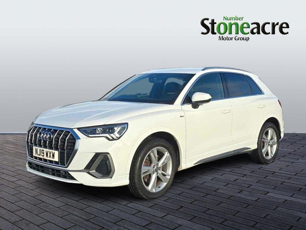 Audi Q3 Image 7