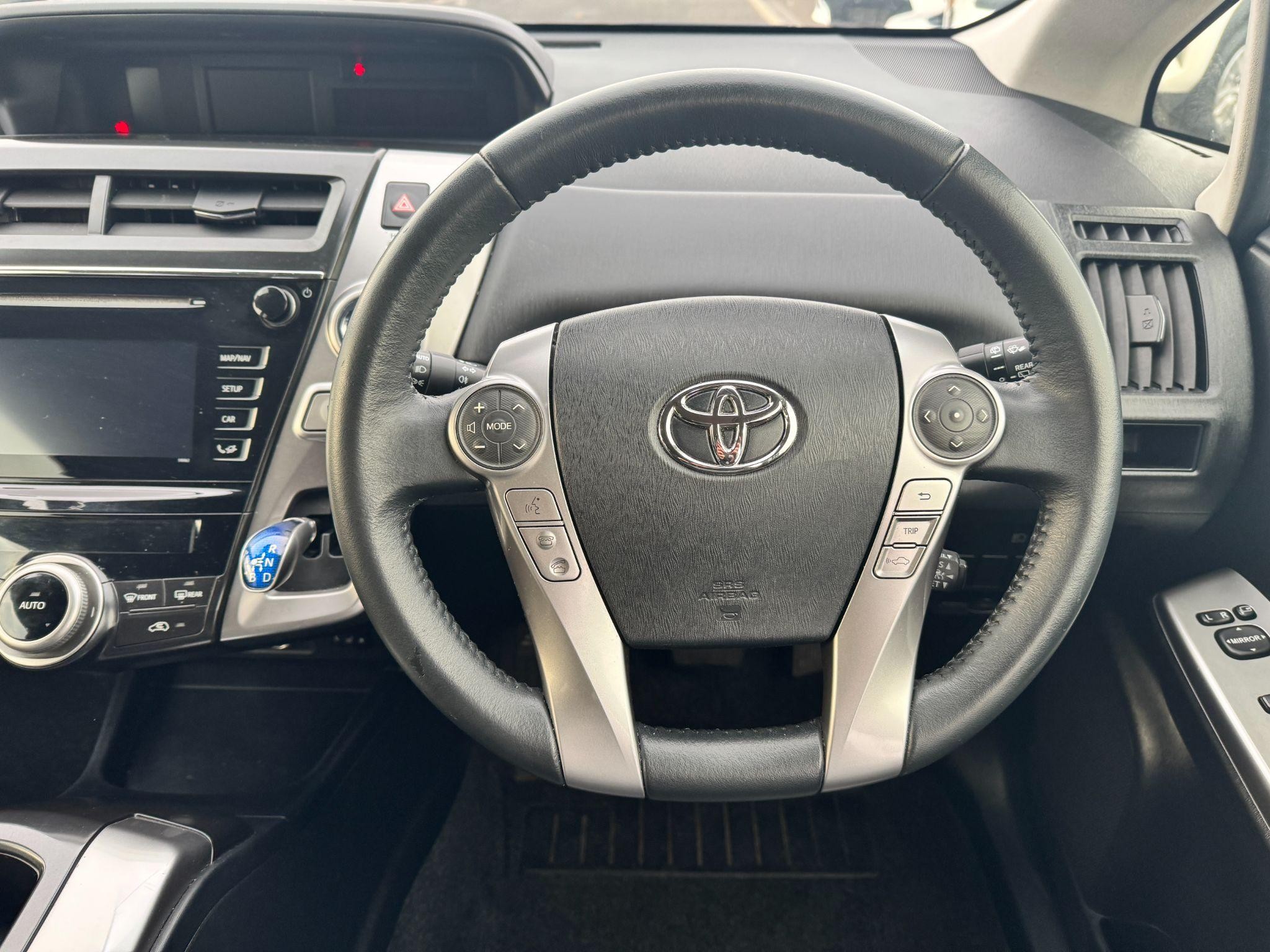 Toyota Prius+ Image 19