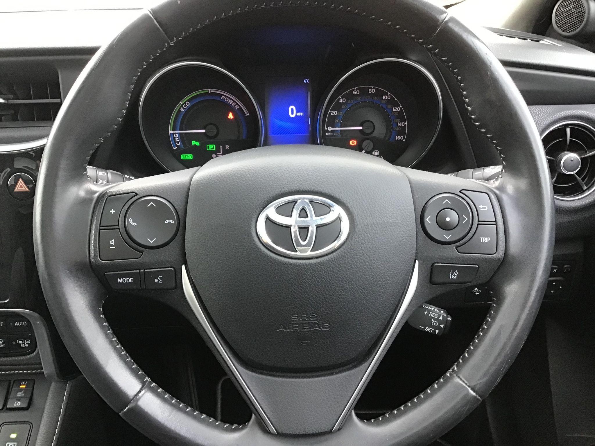 Toyota Auris Image 19