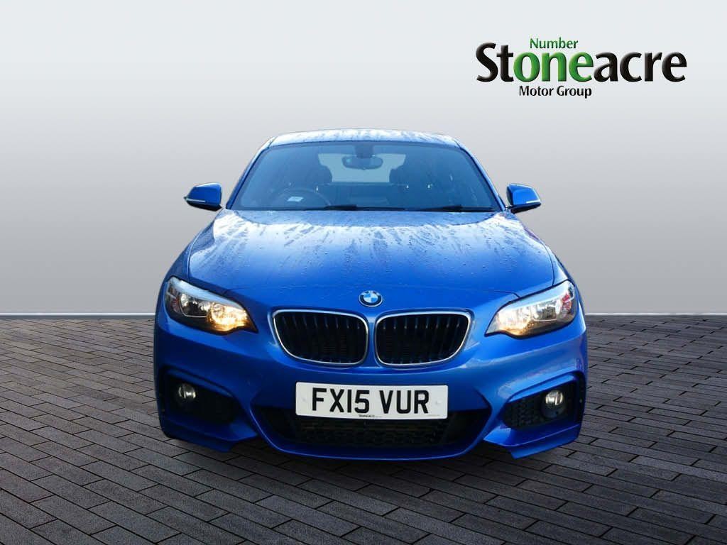 BMW 2 Series Image 8