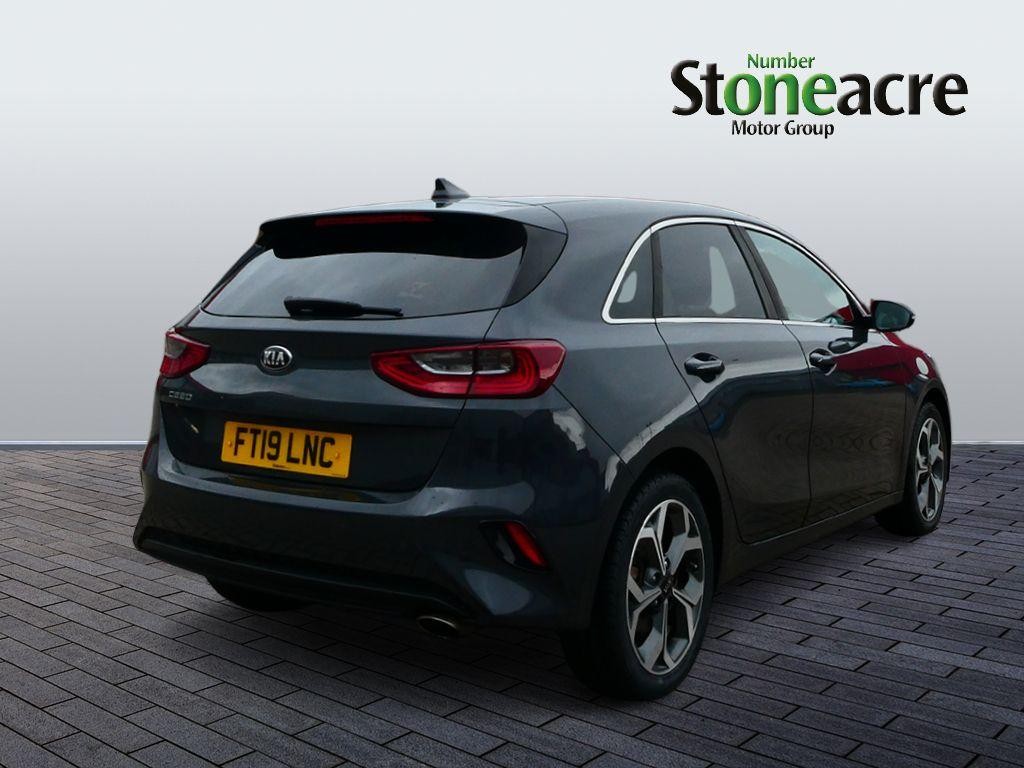 Kia Ceed Image 3