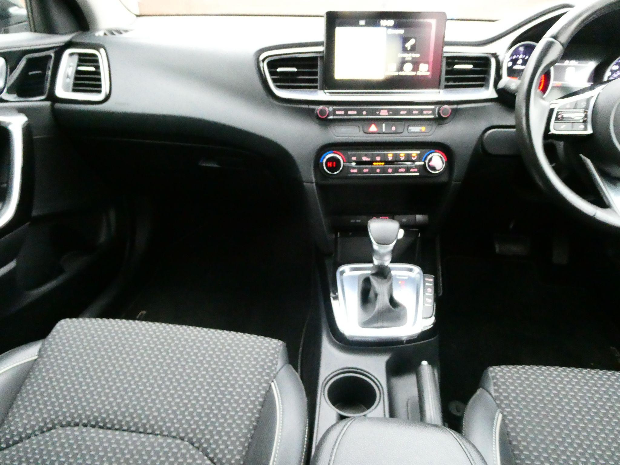 Kia Ceed Image 16