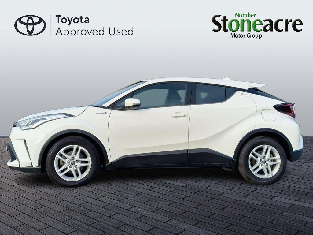 Toyota C-HR Image 19