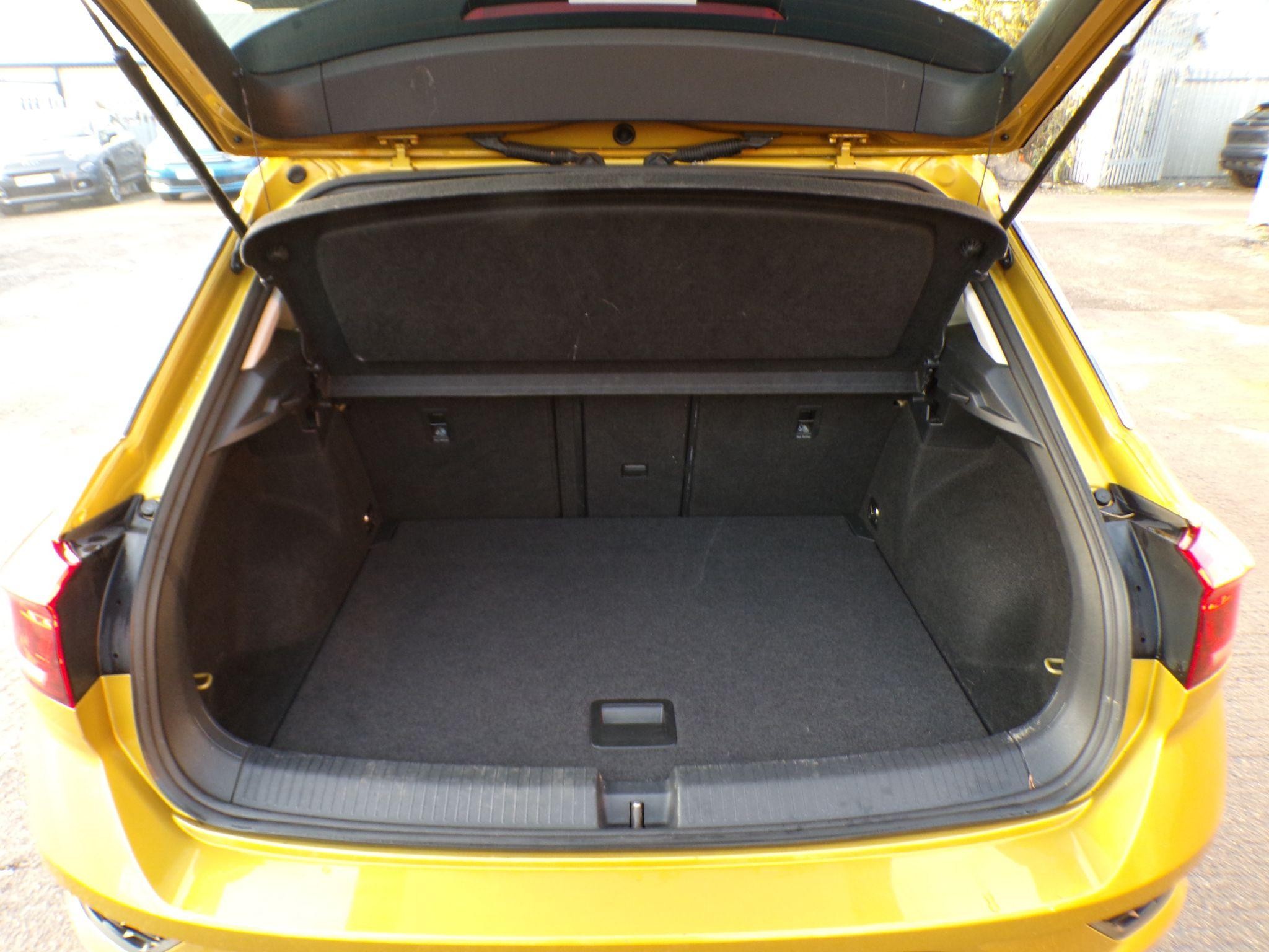 Volkswagen T-Roc Image 10