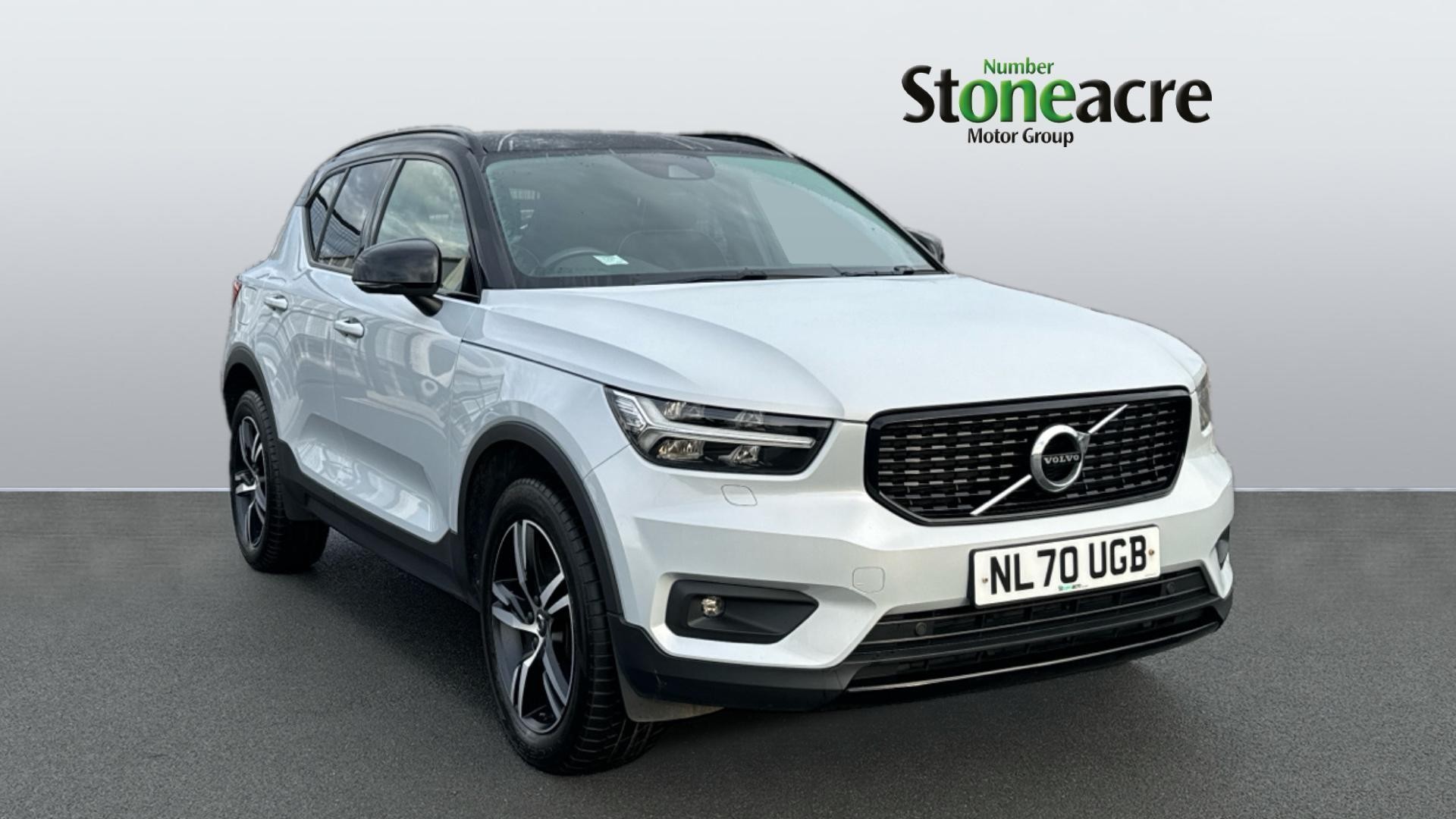 Volvo XC40 Image 1