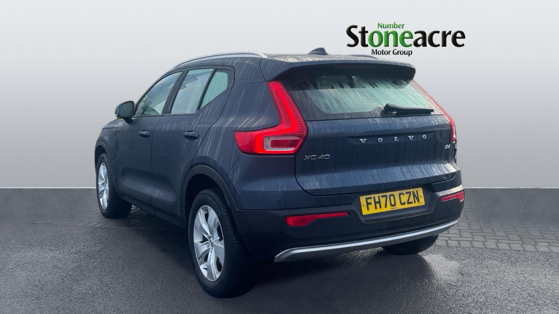 Volvo XC40 Image 2