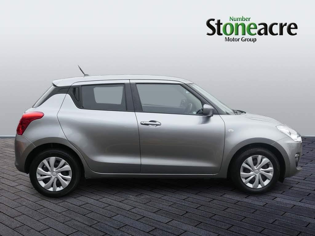 Suzuki Swift Image 7