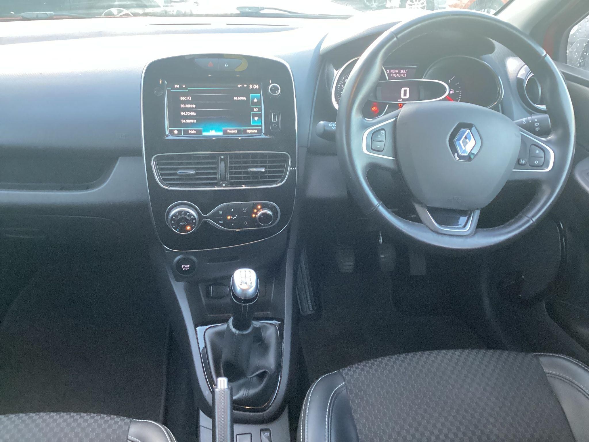 Renault Clio Image 11