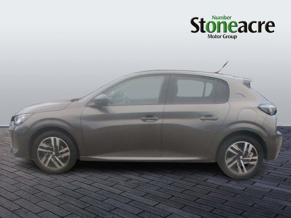 Peugeot 208 Image 6