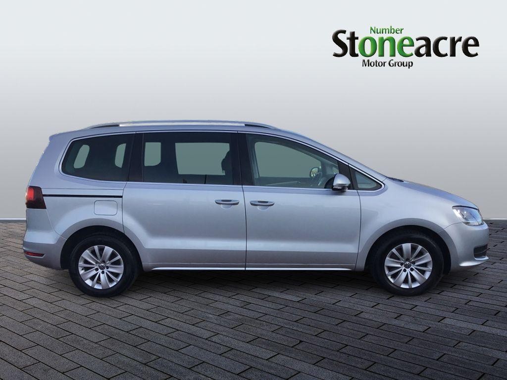 Volkswagen Sharan Image 2