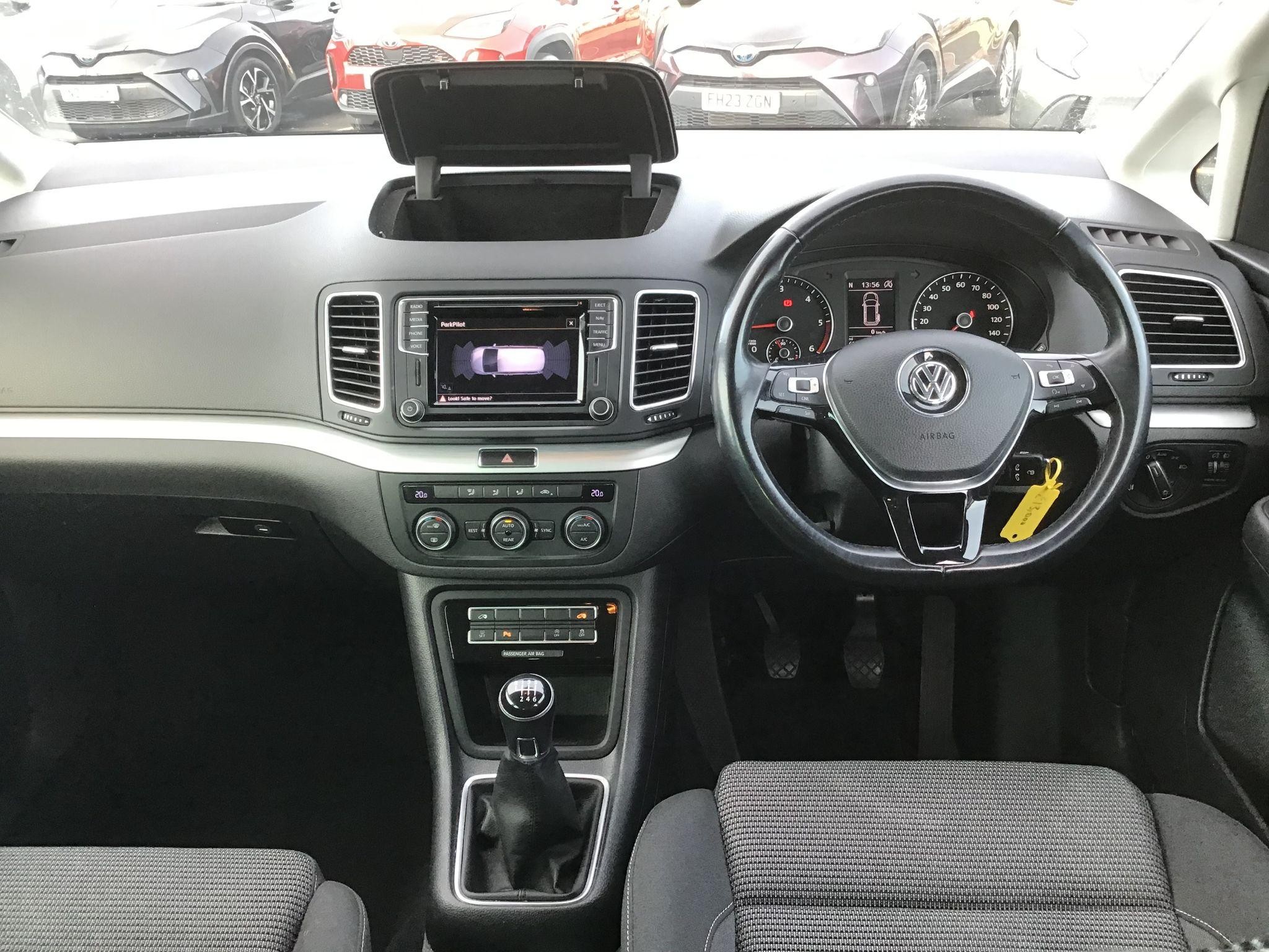 Volkswagen Sharan Image 11