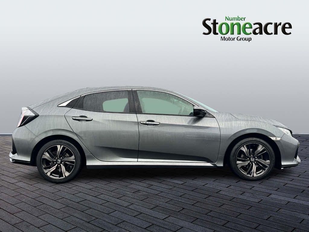 Honda Civic Image 2