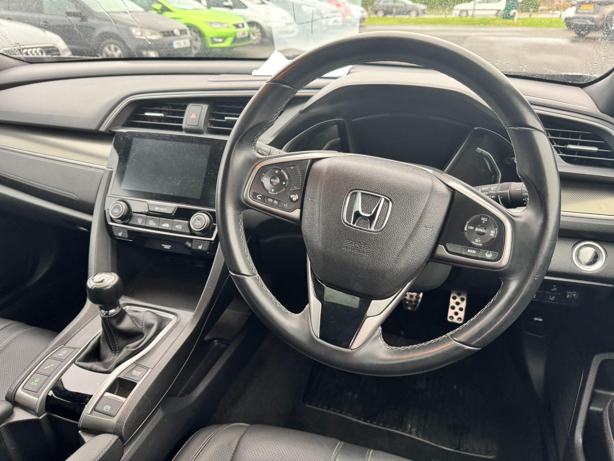 Honda Civic Image 16