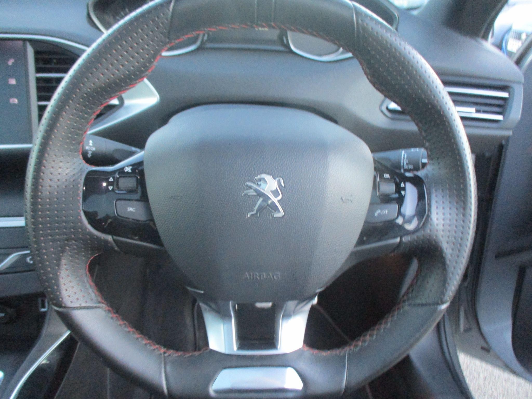 Peugeot 308 Image 18