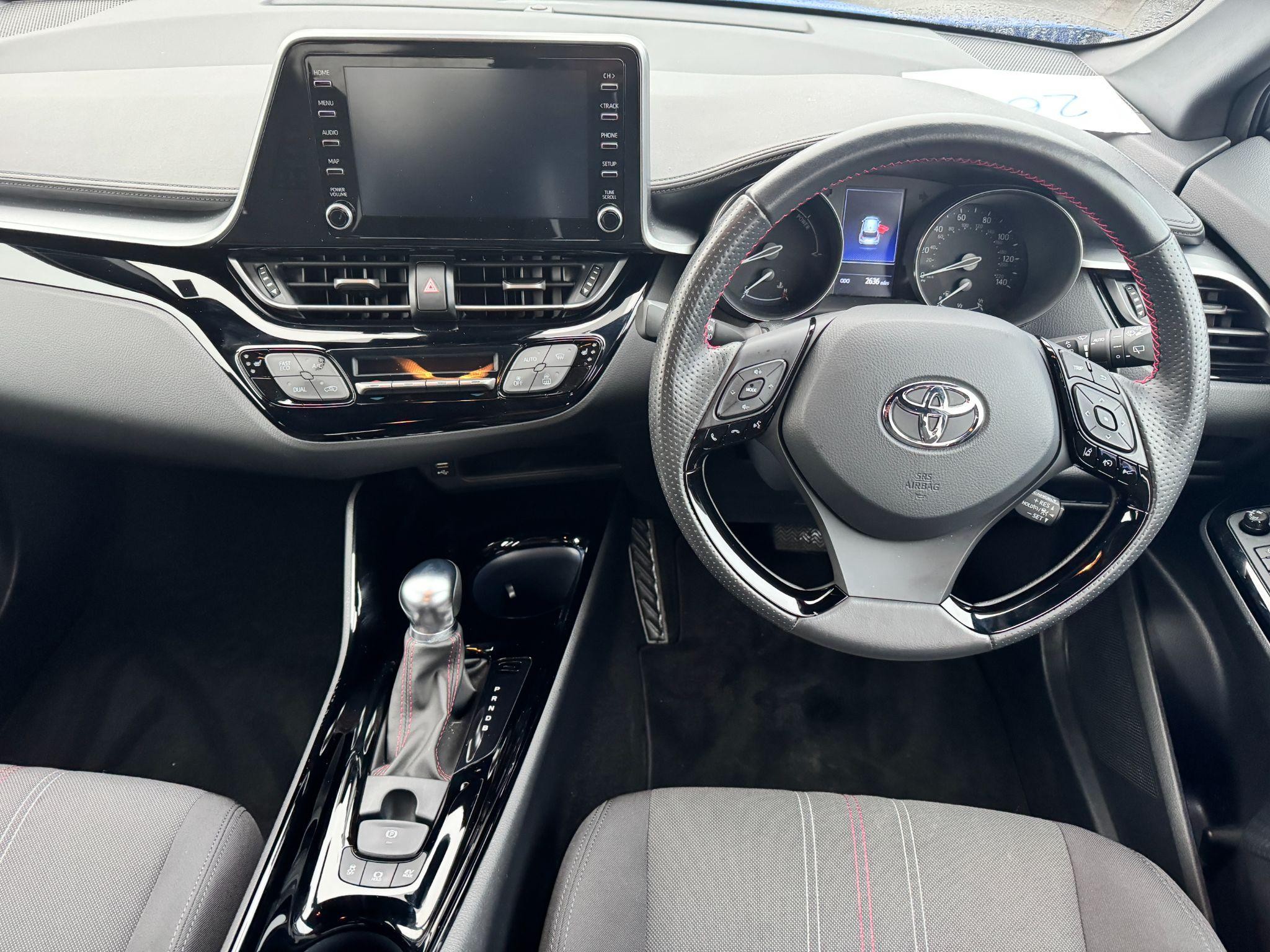 Toyota C-HR Image 15