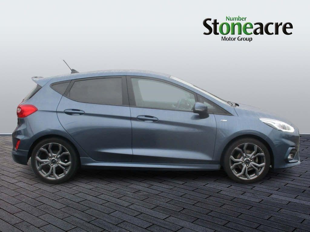 Ford Fiesta Image 2