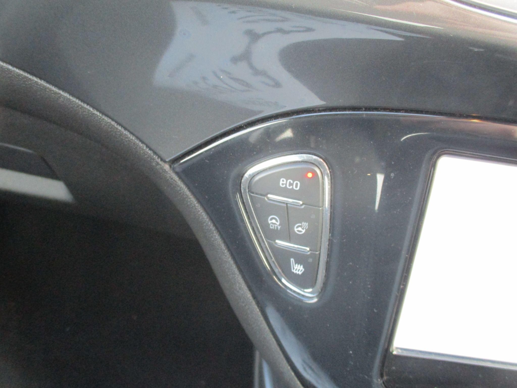 Vauxhall Corsa Image 14