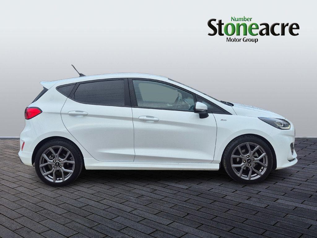 Ford Fiesta Image 2