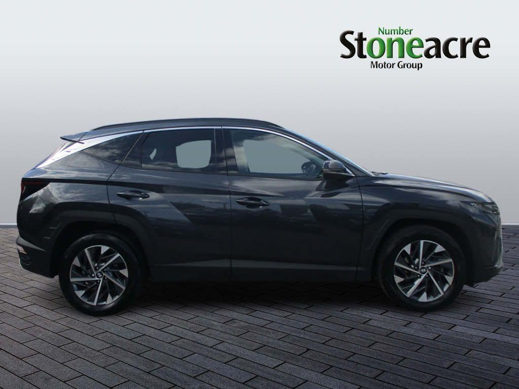 Hyundai TUCSON Image 2