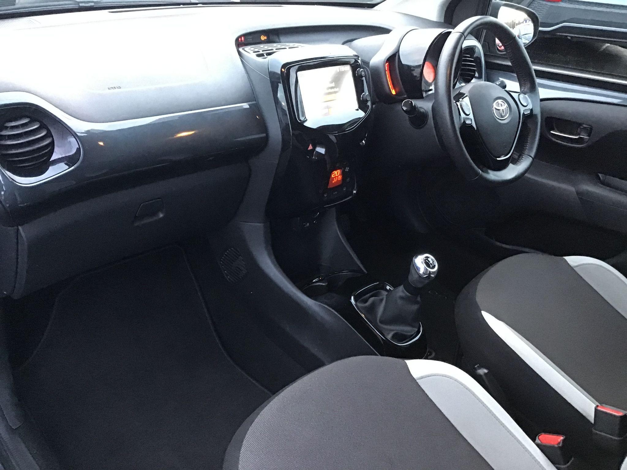 Toyota Aygo Image 13