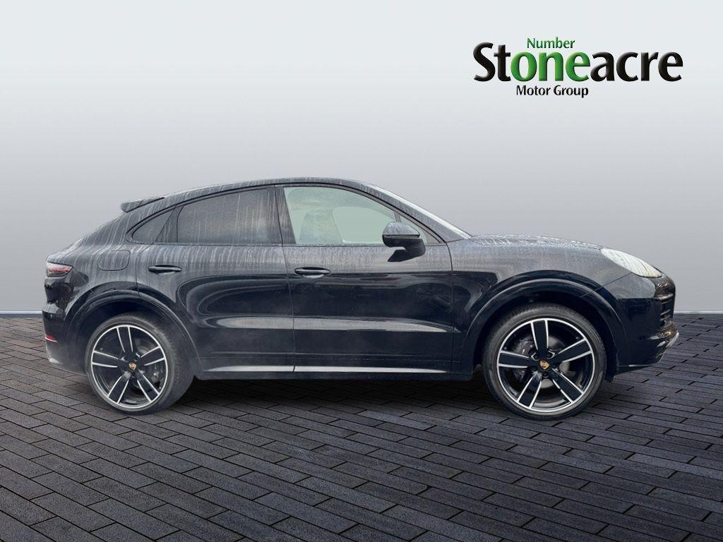 Porsche Cayenne Image 7