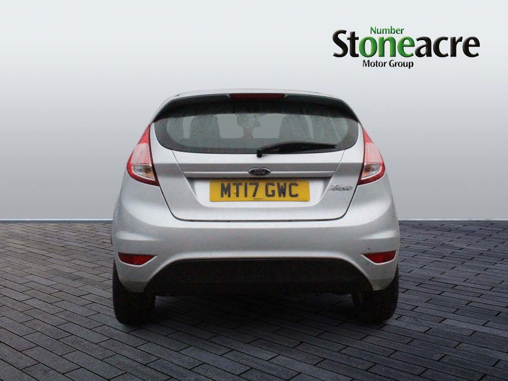 Ford Fiesta Image 4