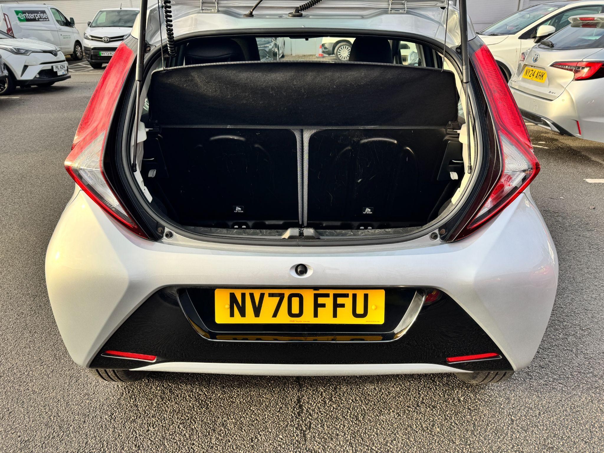 Toyota Aygo Image 12