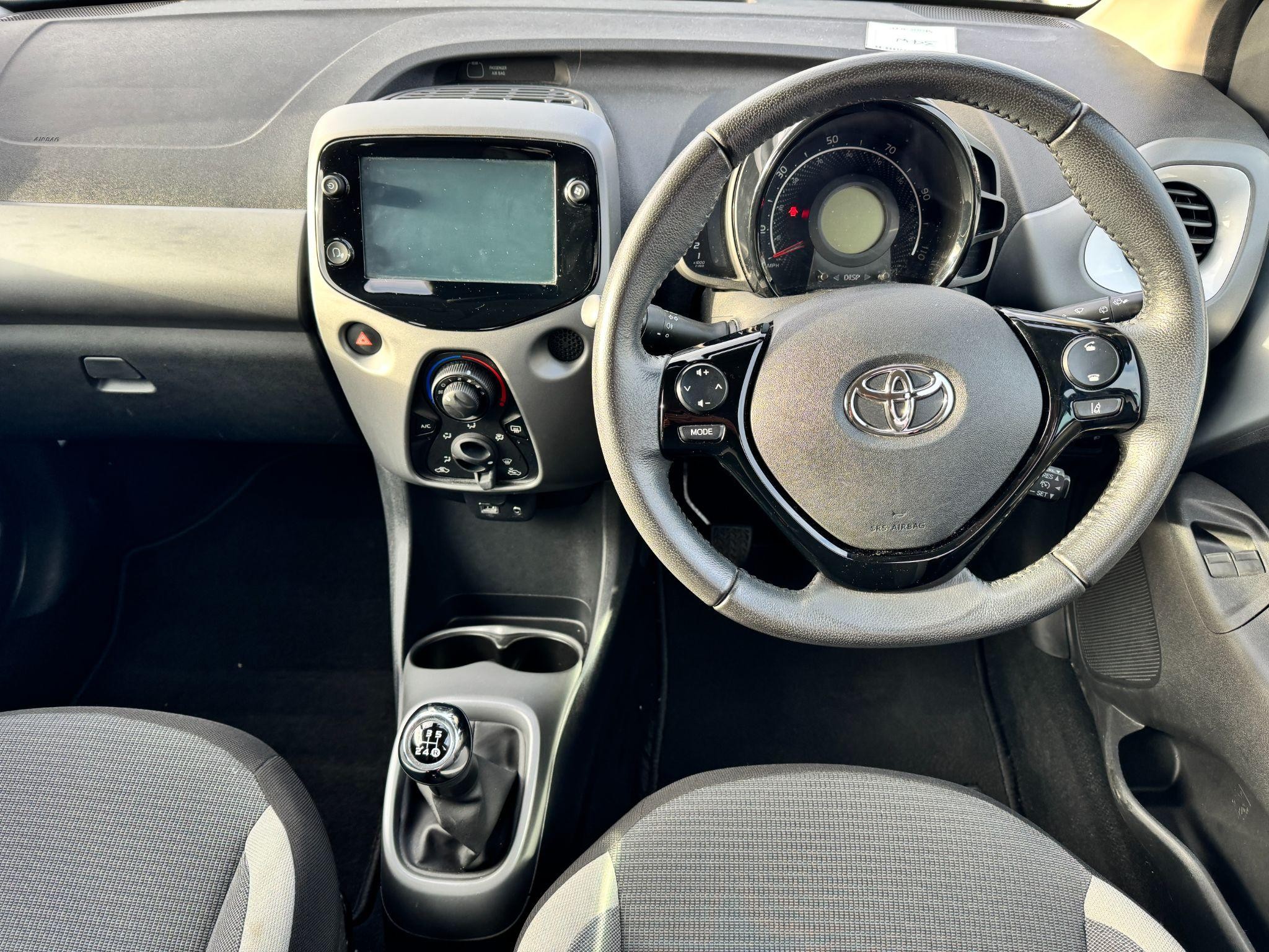 Toyota Aygo Image 17