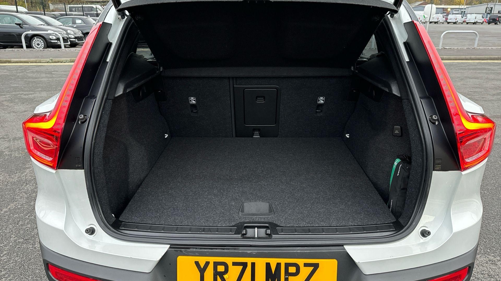 Volvo XC40 Image 18