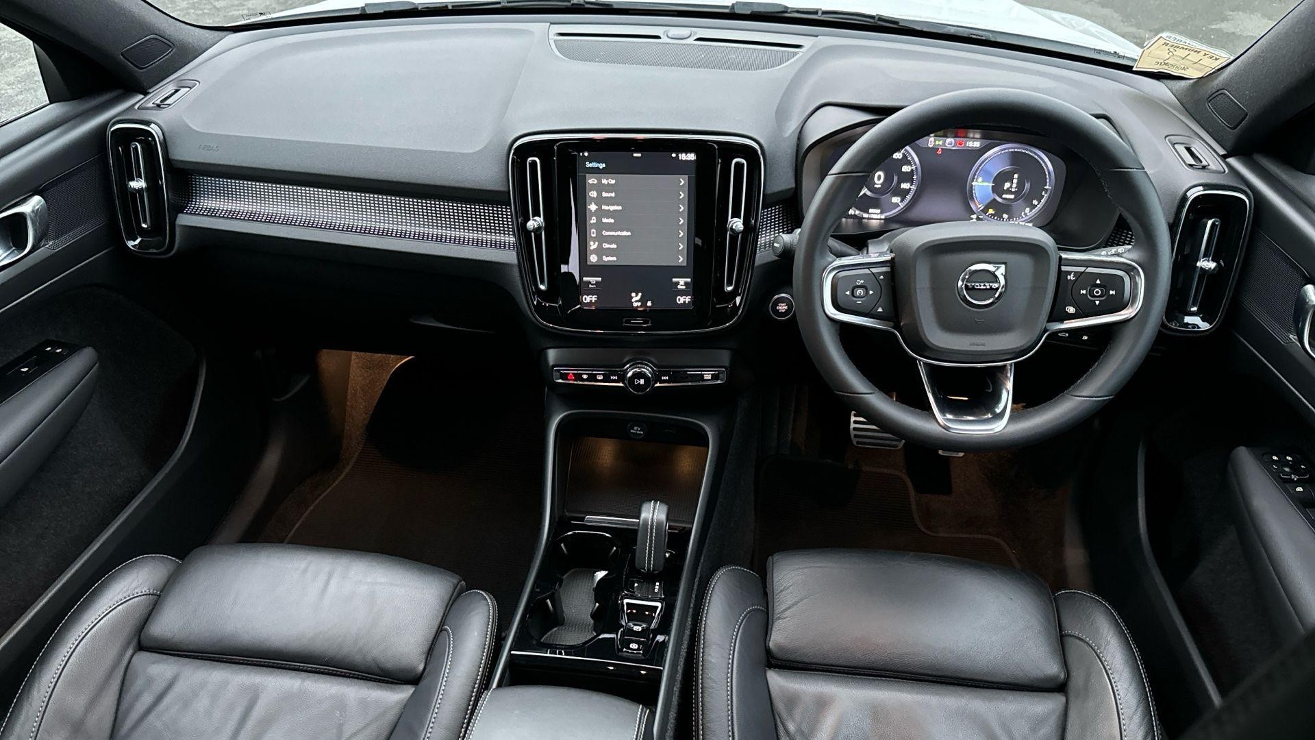 Volvo XC40 Image 21