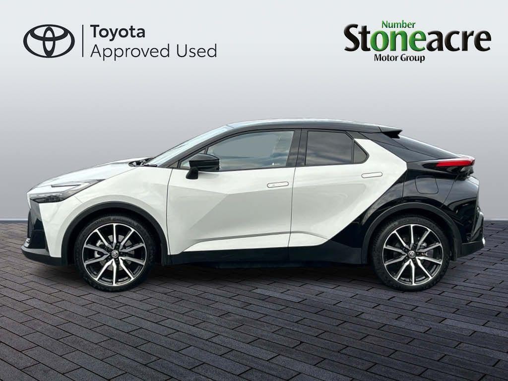 Toyota C-HR Image 8