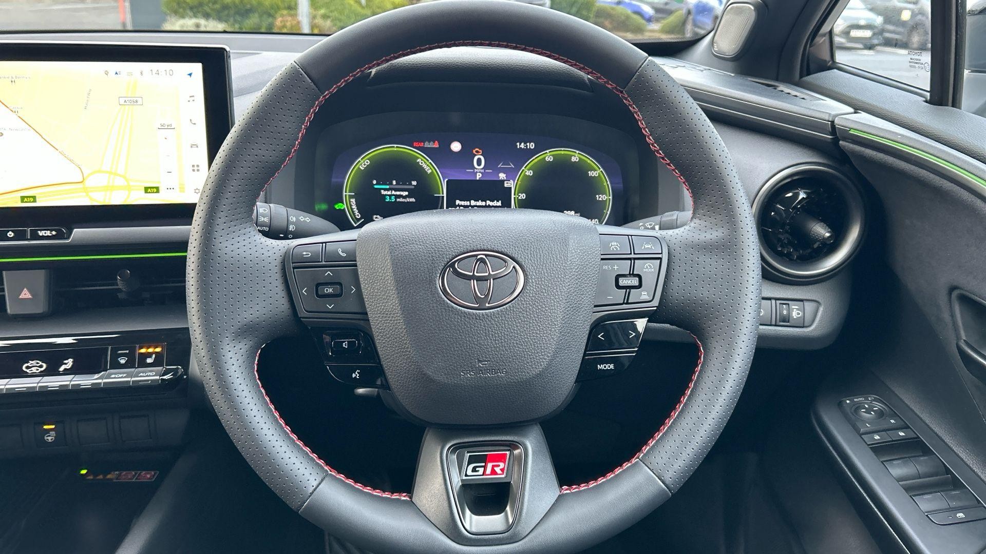 Toyota C-HR Image 14