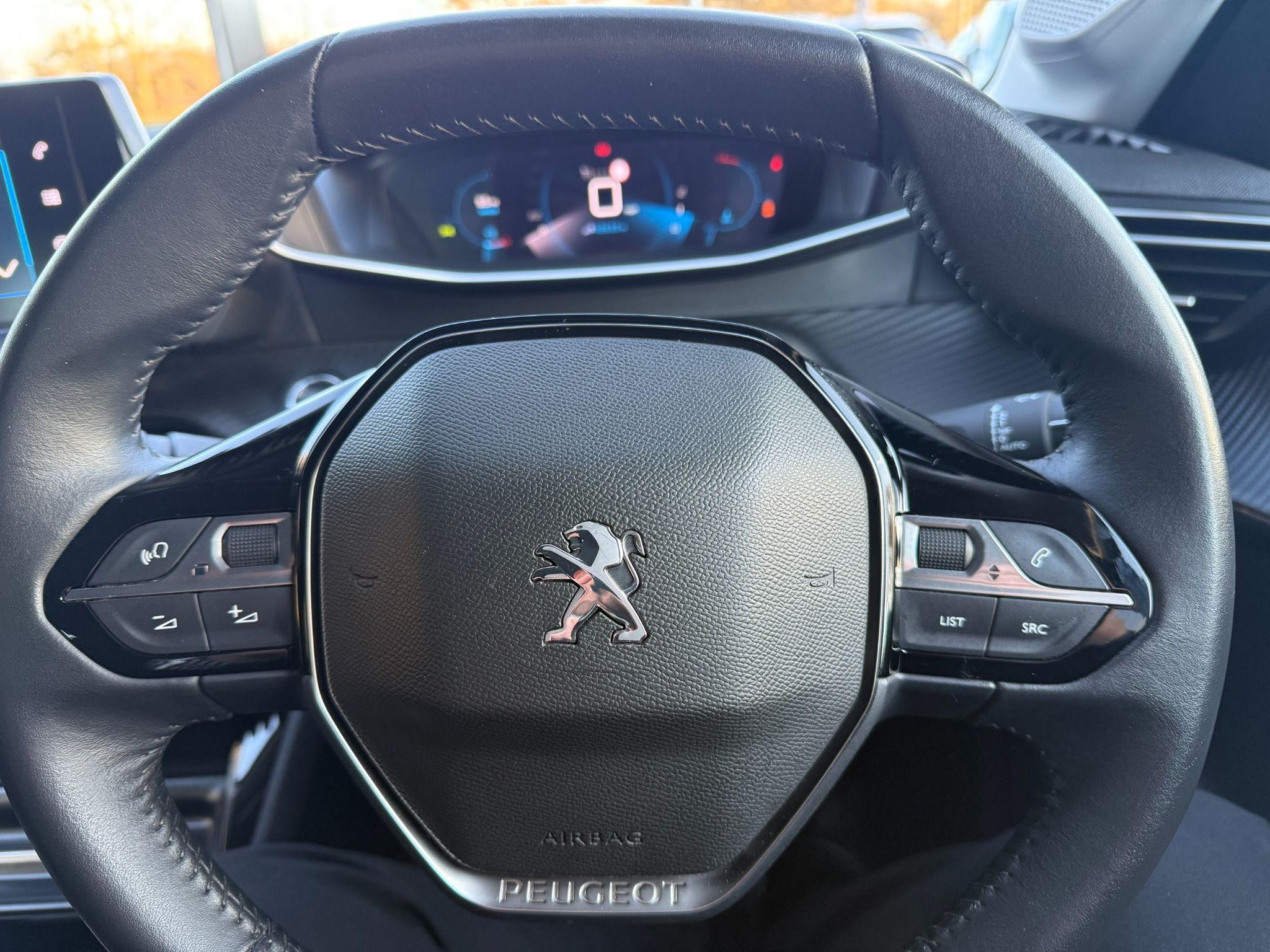 Peugeot 208 Image 29